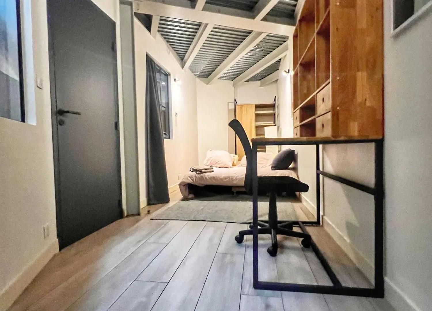 Apartment Urban Retreat In Paris